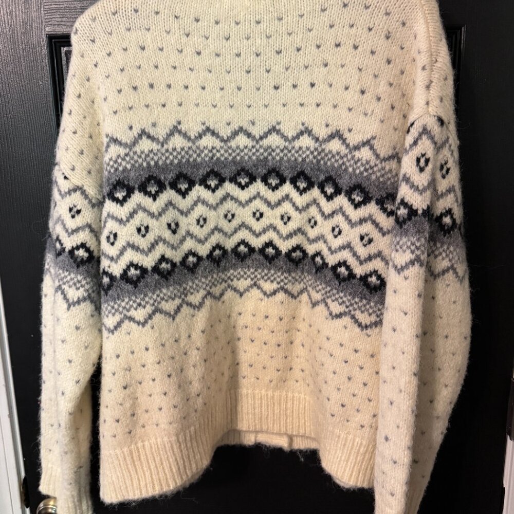 Magnolia Boutique Blue Cream Button Down Sweater Large - Picture 3 of 4